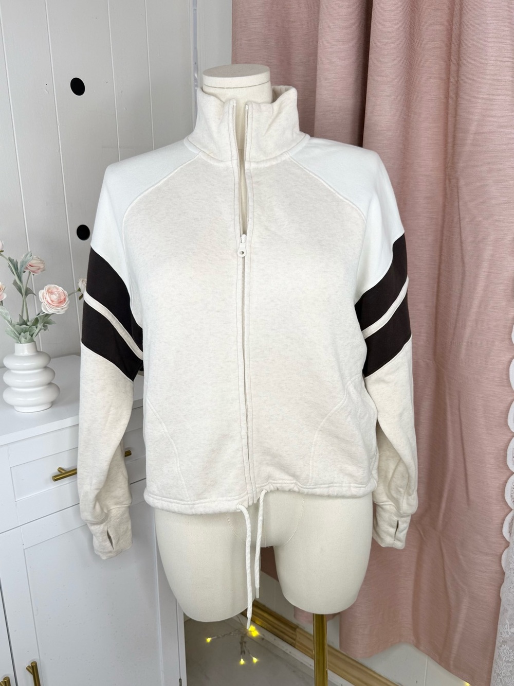 OFFLINE By Aerie Cloud Fleece Seamed Heather Frost color